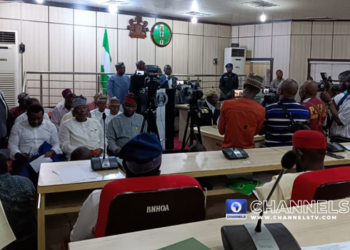 Yamutsi Ya Barke Wajen Zaben Shugaban Majalisar Dokokin Jihar Benuwai