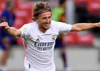 Modric Ya Kara Kwantiragin Shekara Daya A Real Madrid