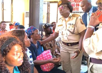 Mukaddashiyar Shugabar NIS Ta Ayyana Dokar Ta-baci Kan Ayyukan Fasfo