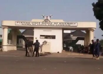 Majalisar Dokokin Filato Ta Dakatar Da Shugabannin Kananan Hukumomi Da Kansiloli