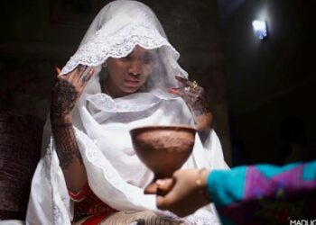 Uwargida Ko Kin San Yadda Kamshi Yake Sa Mace Ta Mallaki Maigida?