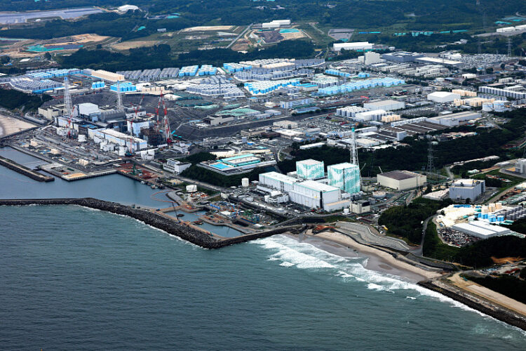 空撮　東京電力福島第一原発／処理水の海洋放出に向けて準備が進む東京電力福島第一原発＝２０２３年７月４日午前１０時５２分、朝日新聞社ヘリから＝福島県