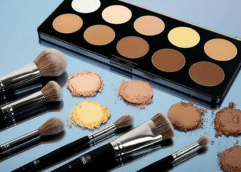 Kwalliyar Fuska Mai Fito Da Kyan Mace