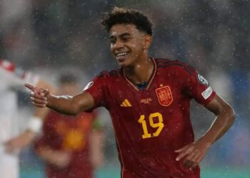 Lamine Yamal Ya Zama Dan Wasa Mafi Karancin Shekaru Da Ya Bugawa Sifen Kwallo