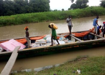Mutum 15 Sun Rasu, 8 Sun Bace A Hatsarin Kwale-Kwale A Adamawa