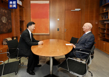 Shugaban CMG Ya Gana Da Shugaban Dandalin Tattauna Tattalin Arzikin Duniya