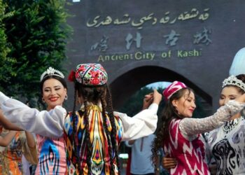 ‘Yan Jarida Sun Yaba Da Ci Gaba Da Al’adun Jihar Xinjiang