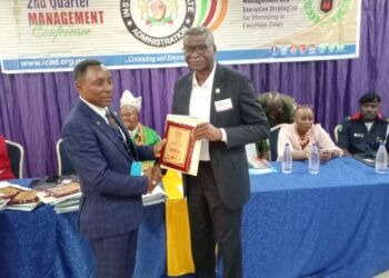 Kwanturolan NIS Na Jihar Ribas, James Ya Samu Lambar Kan Hidimta Wa Al’umma