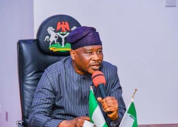 Jerin Gwamnonin Da Suka Nada Mukarrabai Masu Yawa Da Kudaden Da Za Su Lakume