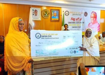 Matar Gwamnan Zamfara Ta Kaddamar Da Bada Tallafin N50,000 Ga Mata Dubu 4 A Gusau