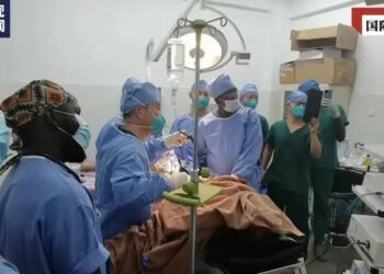 Sin Ta Shafe Shekaru 60 Tana Aikewa Da Ma’aikatan Agajin Jinya Zuwa Kasashen Waje
