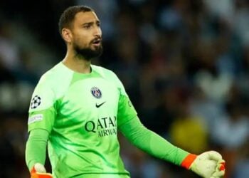 Donnarumma Ya Samu Katin Kora Bayan Minti 10 Da Fara Wasa.