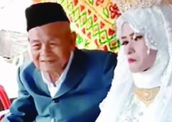 Me Ke Sa Karamar Budurwa Soyayya Da Tsoho?