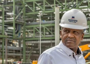 Matatar Dangote Ta Karbi Danyen Man Farko Da Za Ta Fara Tacewa