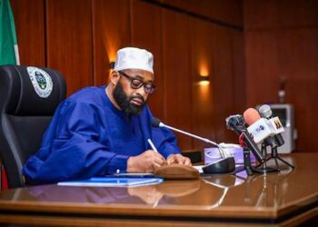 NLC Ta Ki Amincewa Da Umarnin Hana Ma’aikata Saka Dogayen Kaya A Neja