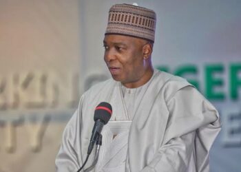 Saraki Ya Taya Gwamnonin Da Suka Yi Nasara A Kotun Koli Murna