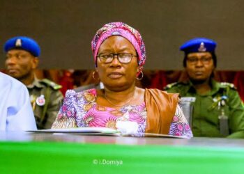 Ina Kiran Binani Da APC Su Mara Wa Fintiri Baya – Farauta