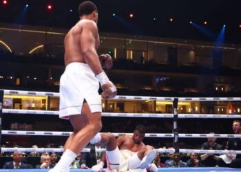 Damben Boxing: Anthony Joshua Ya Doke Francis Ngannou A Saudi Arabia