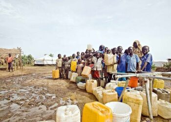 Ƙarancin Ruwan Sha: Mai Mala Ya Ba Da Umarnin Kai Man Gas Wuraren Da Suke Da Rijiyar Burtsatsai