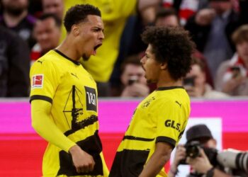 Dortmund Ta Doke Bayern Munich A Wasan Hammayya A Gasar Bundesliga