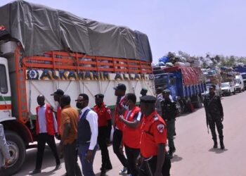 EFCC Za Ta Gurfanar Da Masu Motocin Da Aka Kama Da Kayan Abinci A Borno