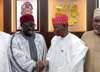 An Sulhunta Gwamnan Kano Da Sheikh Aminu Daurawa