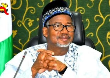 Gwamnan Bauchi Ya Bai Wa Ma’aikatan Jihar Goron Sallah Na N10,000 Ga Kowanne