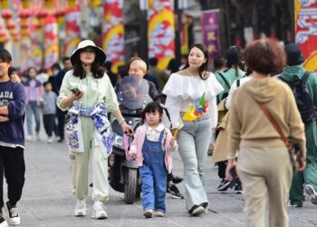 Ana Sa Ran Samun Tafiye-tafiyen Fasinjoji Fiye Da Miliyan 750 Yayin Hutun Bikin Qingming