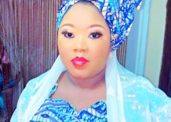 Masu Son Fara Rubutu Su Zamo Masu Karatu Da Hakuri Koyaushe – Maryam Sakatariya