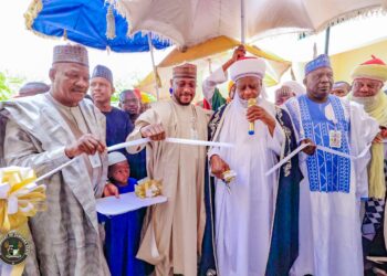 Shekara Ɗaya A Mulki: Gwamna Lawal Ya Ƙaddamar Da Manyan Ayyuka A Ƙananan Hukumomin Zamfara