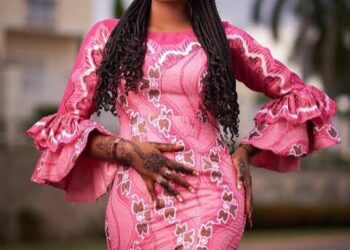 Shawara Daga Likita Kan Tiyatar Kara Girman Nono Da Mazaunai