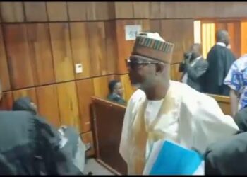 Almundahana: Kotu Ta Bayar Da Belin Hadi Sirika Da ‘Yarsa