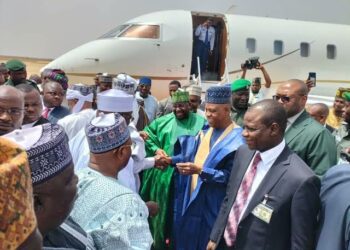 Hajjin Bana: Shettima Zai Kaddamar Da Jirgin Farko Na Maniyyata 430 A Kebbi