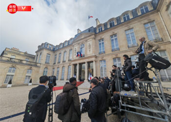 Xi Ya Halarci Liyafar Maraba Da Shugaban Faransa Ya Shirya