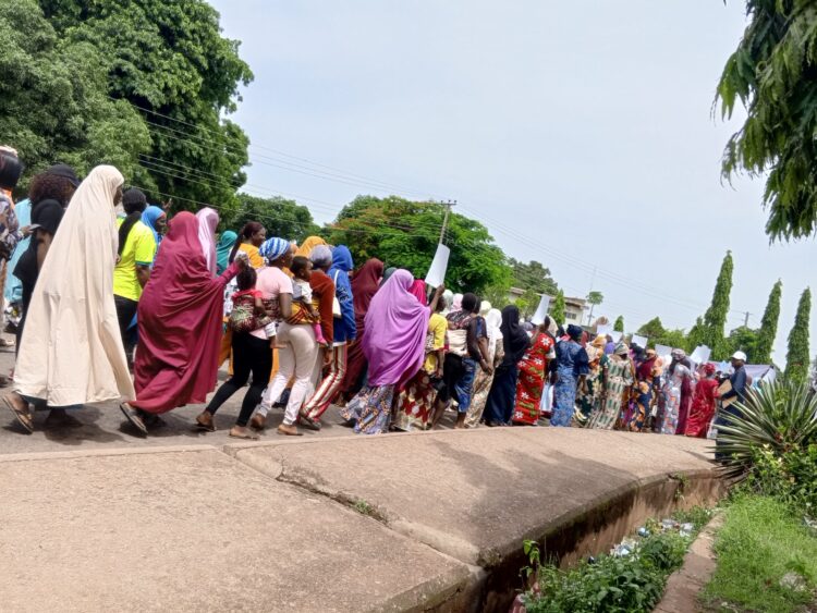 HOTUNA: Zanga-zanga Ta Barke A Kaduna Kan Bukatar Gurfanar Da El-Rufai