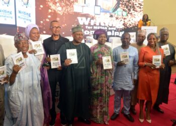 Jarida Ina Takaicin Yadda Ƴan Jarida Ke Shan Wahala – Shugabar Rukunin Kamfanonin LEADERSHIP Zainab Nda-Isaiah