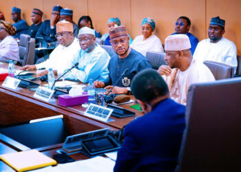 Gwamnonin Arewa Maso Yamma Sun Lashi Takobin Kawo Karshen Matsalar Tsaro