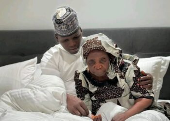 Mahaifiyar Rarara Ta Kubuta Daga Hannun ‘Yan Bindiga 