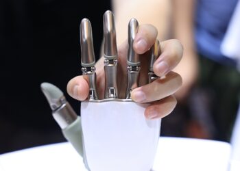 AI Da Sabon Karfin Samar Da Hajoji Da Hidimomi Masu Karko