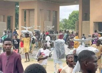 Bata-gari Sun Cinna Wa Sabon Ofishin NCC Wuta A Kano