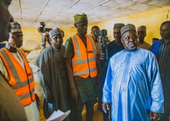 Hukumar SEMA Ta Jihar Kebbi Ta Tallafa Wa Mutanen Da Ambaliyar Ruwan Sama Ta Shafa A Argungu