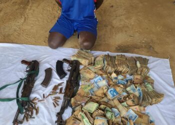 ‘Yansanda Sun Kama Kasurgumin Dan Fashi, Sun Kwato AK-47 Guda 2 A Kano