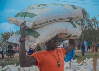 Matasa Sun Yi Warwason Motar Taki A Adamawa