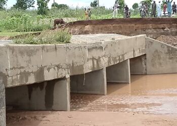 Gwamnan Kebbi Ya Yi Alkawarin Sake Gina Gadoji Da Hanyoyin Da Suka Lallace A Jihar