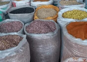 Gwamnatin Tarayya Ta Bai Wa ‘Yan Kasuwa Wata Guda Su Sauke Farashin Kayayyakin Masarufi