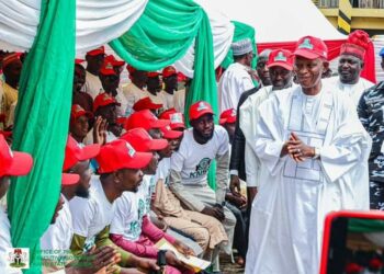 Bayan Shekaru 8 Da Kullewa, Gwamnan Kano Ya Buɗe Makarantar Koyon Tuƙin Mota A Kano