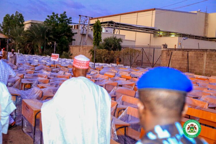 Ilimi: Gwamna Yusuf Ya Raba Wa Makarantun Kano Kujerun Zama 73,000