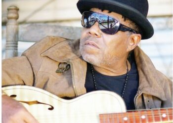 Dan Uwan Michael Jackson, Tito, Ya Mutu