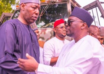 Ambaliya: Gwamnatin Adamawa Ta Tallafa Wa Jihar Borno Da Naira Miliyan 50 Da Jiragen Ruwa 6