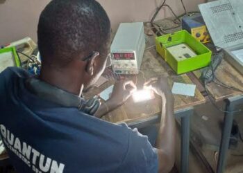 Za Mu Iya Samar Wa Dubban Matasan Nijeriya Aikin Yi Da Kera Farantin Hasken Rana -Injiniya Abubakar